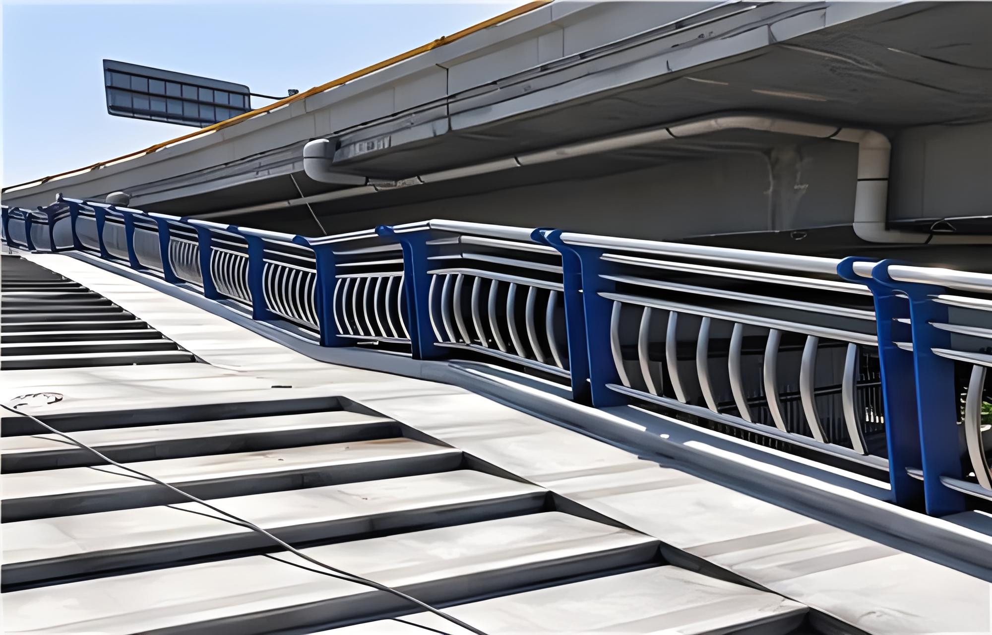 许昌不锈钢桥梁护栏维护方案：确保安全，延长使用寿命